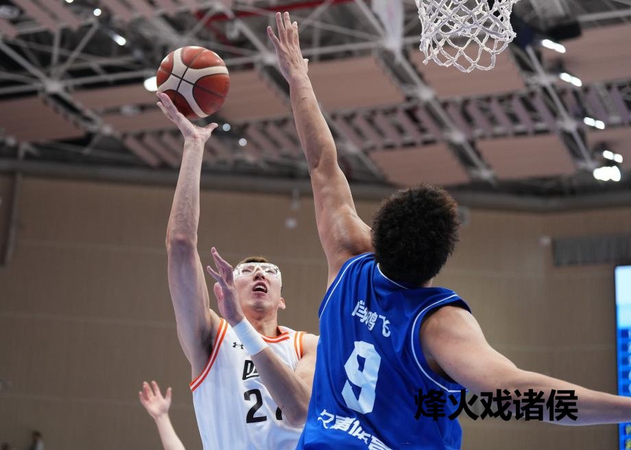 [图]单节赢19分 全运会男篮小组赛四川打败上海皇冠体育