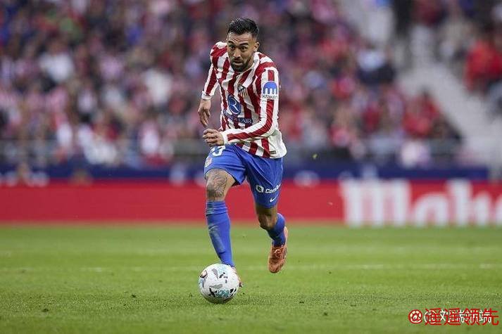 尤文旧将追踪，孔蒂捧起意超杯，贝纳德斯基、冈萨雷斯相继受伤